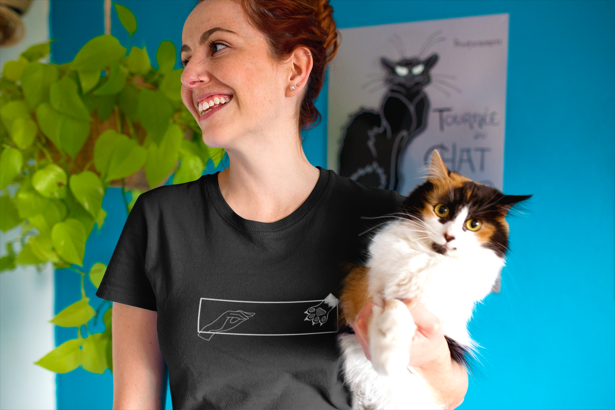 Cat Paw 🐾 Unisex Cotton Graphic Tee